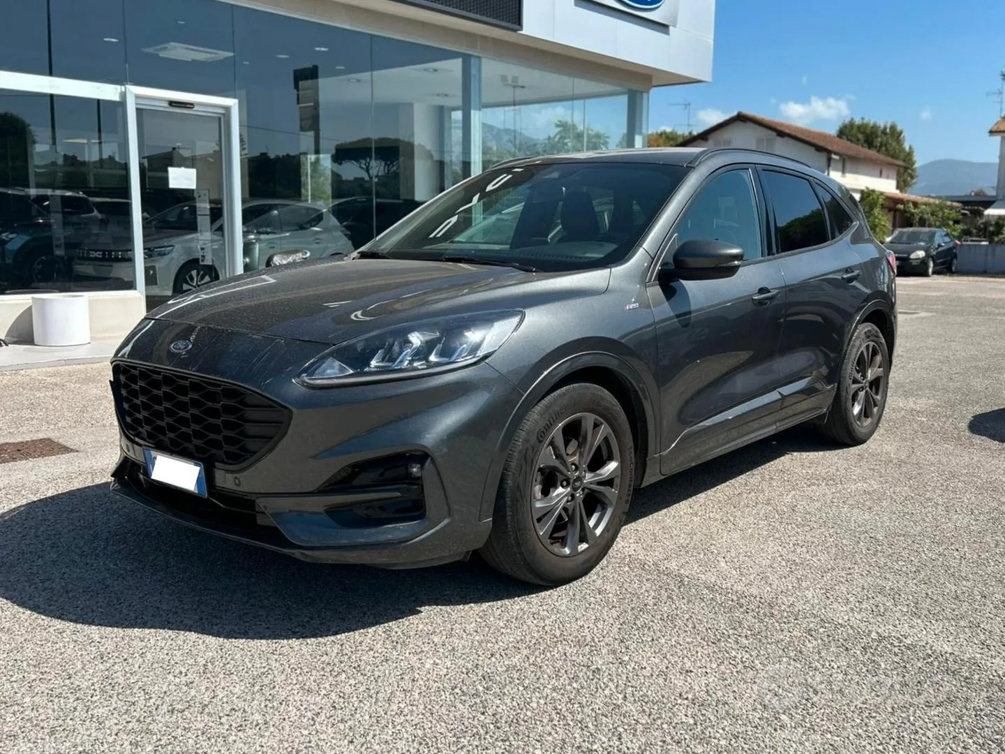 Ford Kuga 2022 photo 2