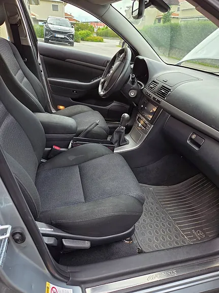 Toyota Avensis 2008 photo 4