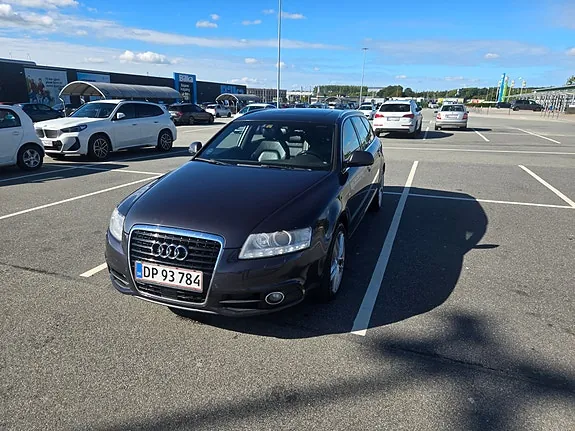 Audi A6 2011 photo 2
