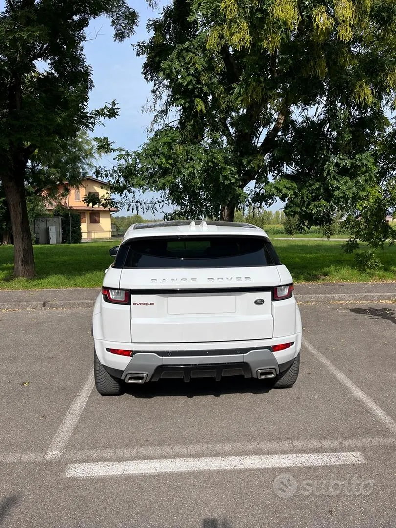 Land Rover Range Rover Evoque 2018 photo 3