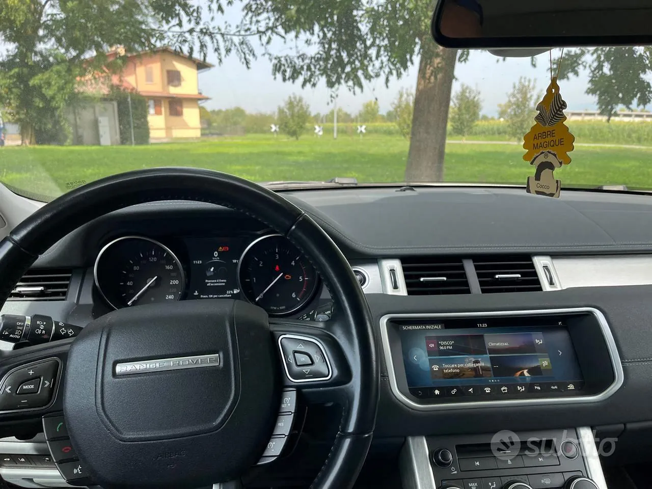 Land Rover Range Rover Evoque 2018 photo 4