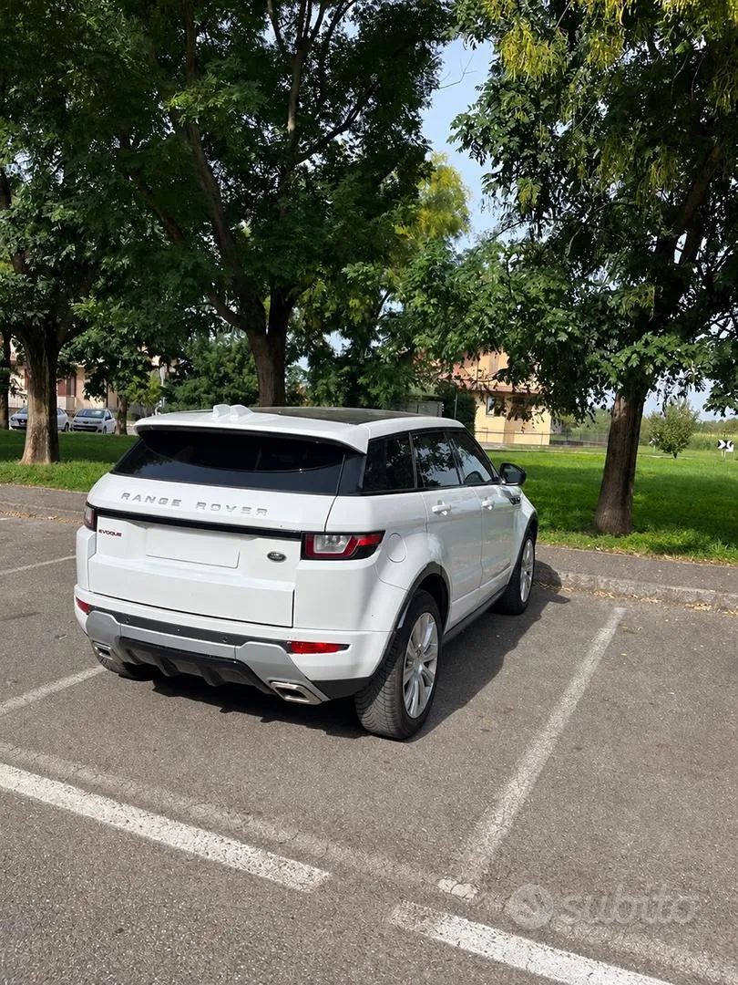 Land Rover Range Rover Evoque 2018 photo 2