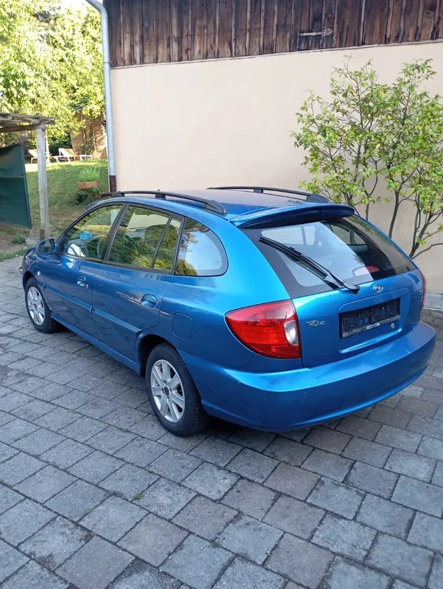 Kia Sonstige 2005 photo 2