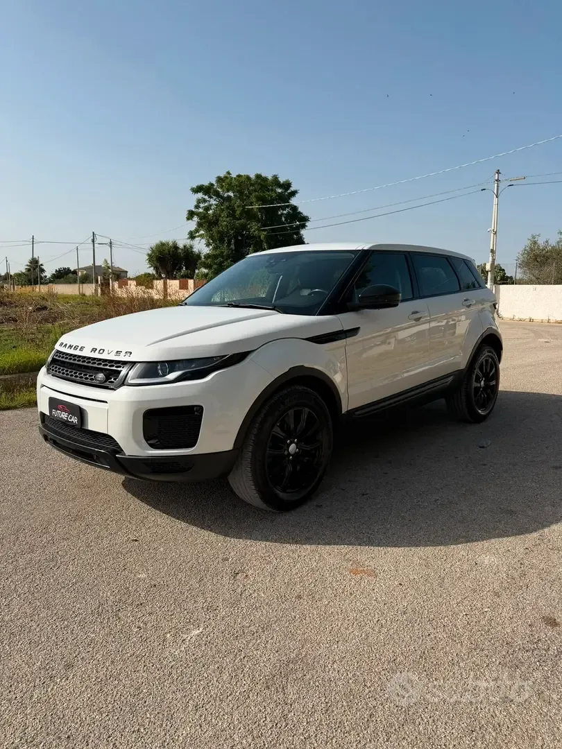 Land Rover Range Rover Evoque 2018 photo 3