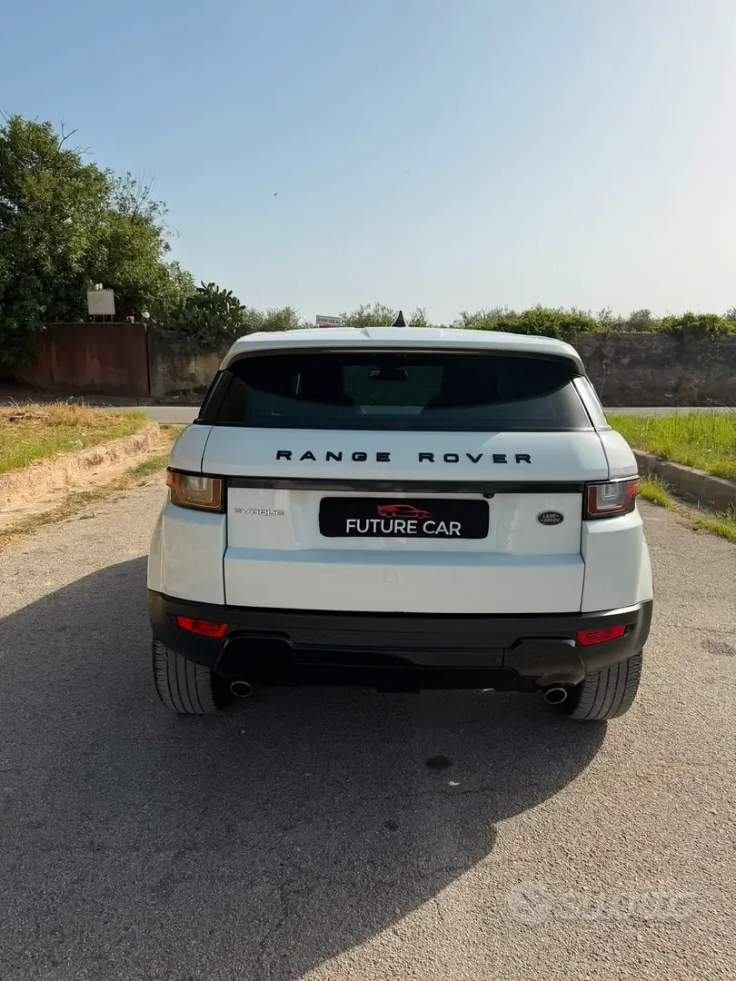 Land Rover Range Rover Evoque 2018 photo 5