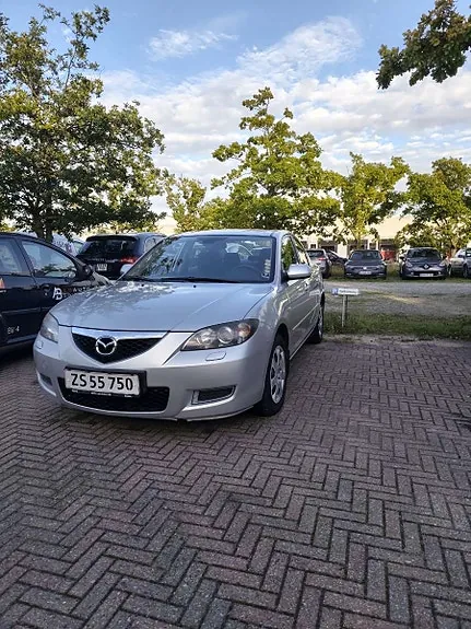 Mazda 3 2009 photo 3