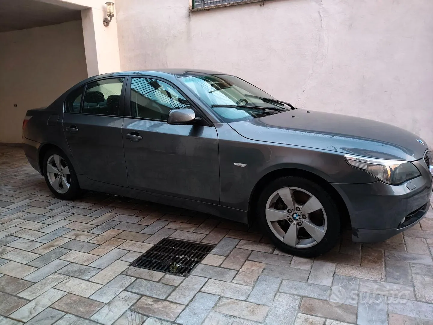 BMW 530 2005 photo 2