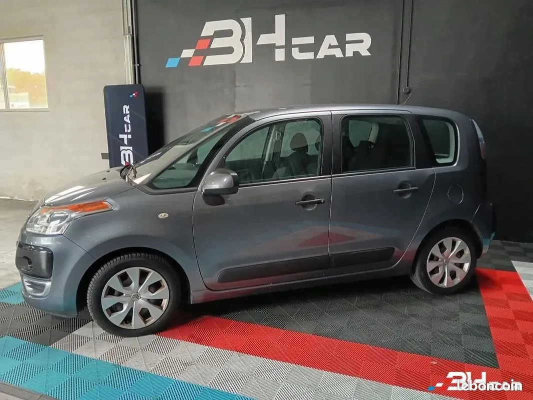 Citroen C3 Picasso 2010 photo 2