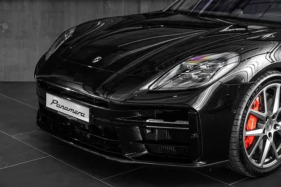 Porsche Panamera 2025 photo 2