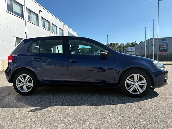 Volkswagen Golf 2012 photo 4