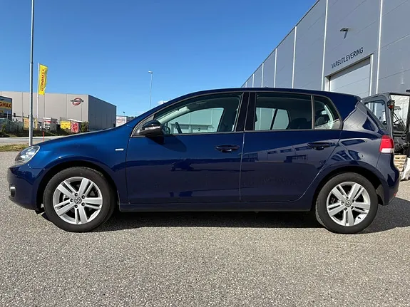 Volkswagen Golf 2012 photo 3