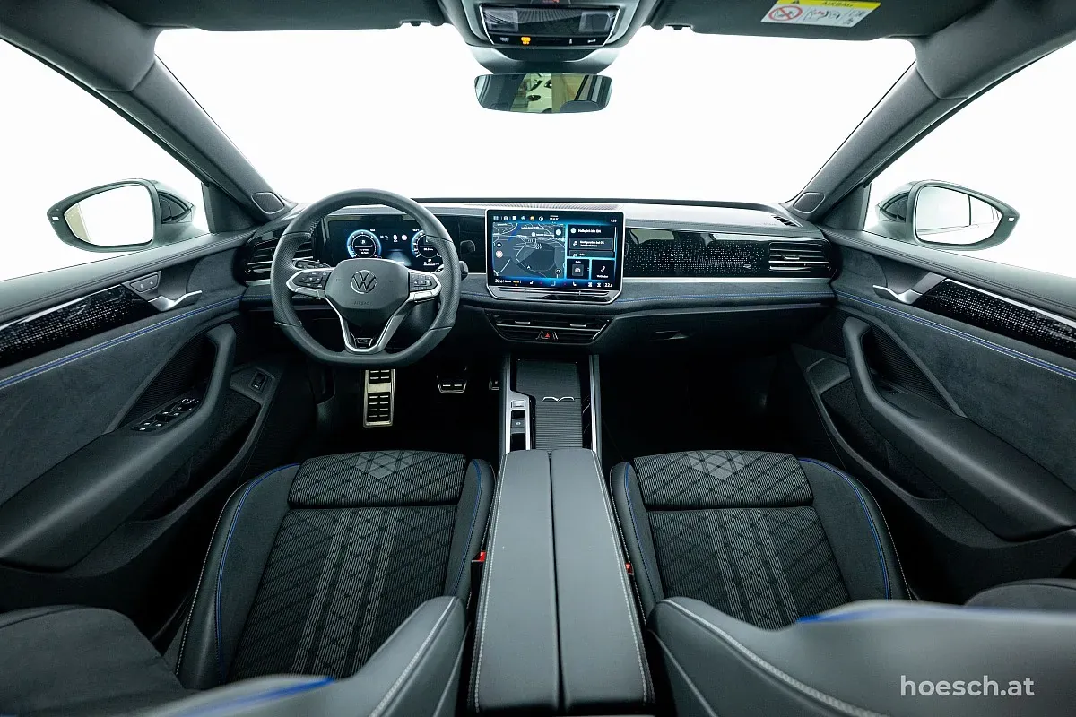 Volkswagen Passat 2025 photo 5