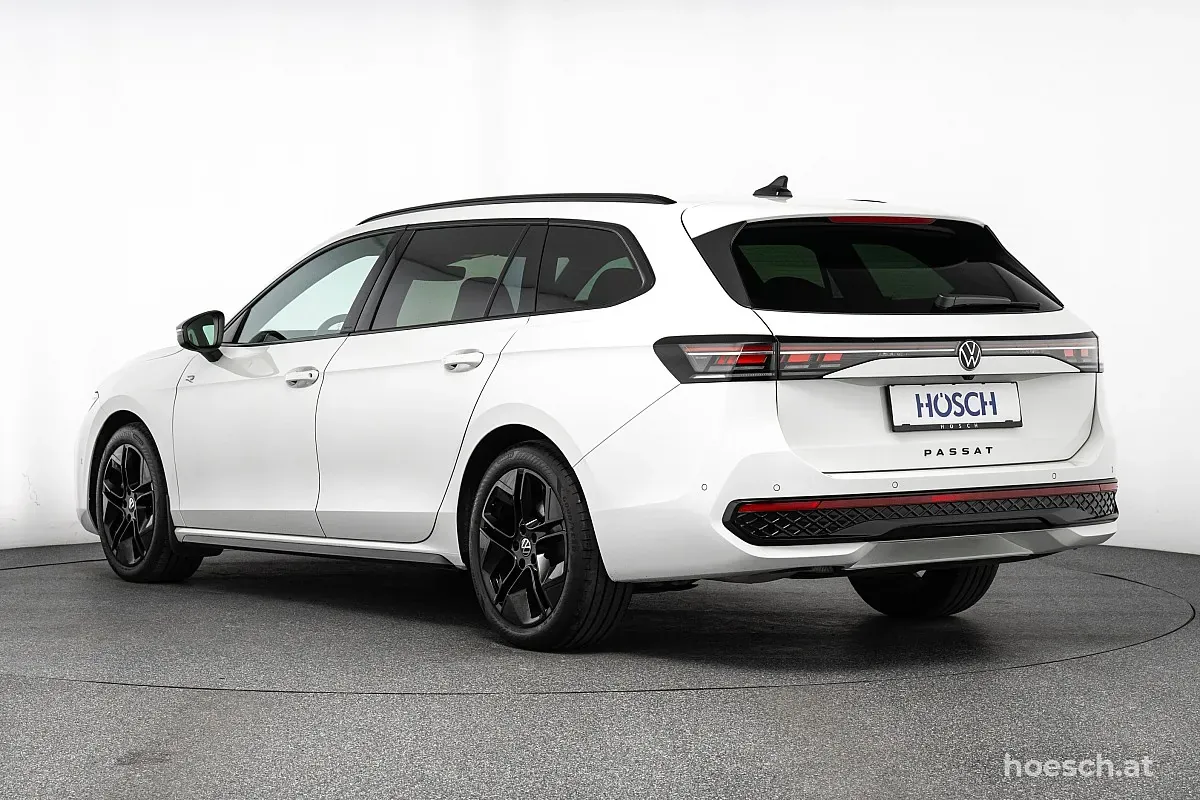 Volkswagen Passat 2025 photo 4