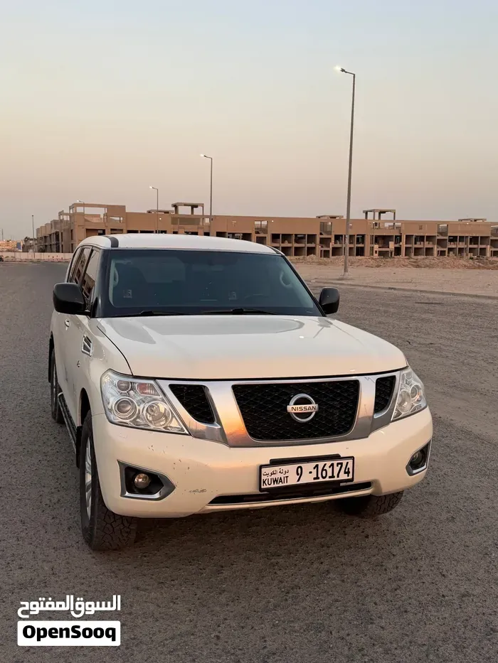 Nissan Patrol 2014 photo 2