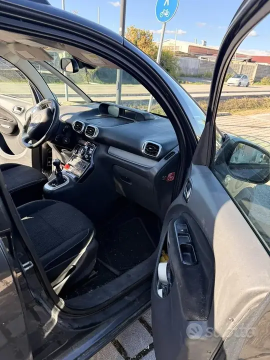 Citroen C3 Picasso 2015 photo 2
