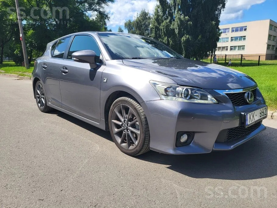 Lexus Ct