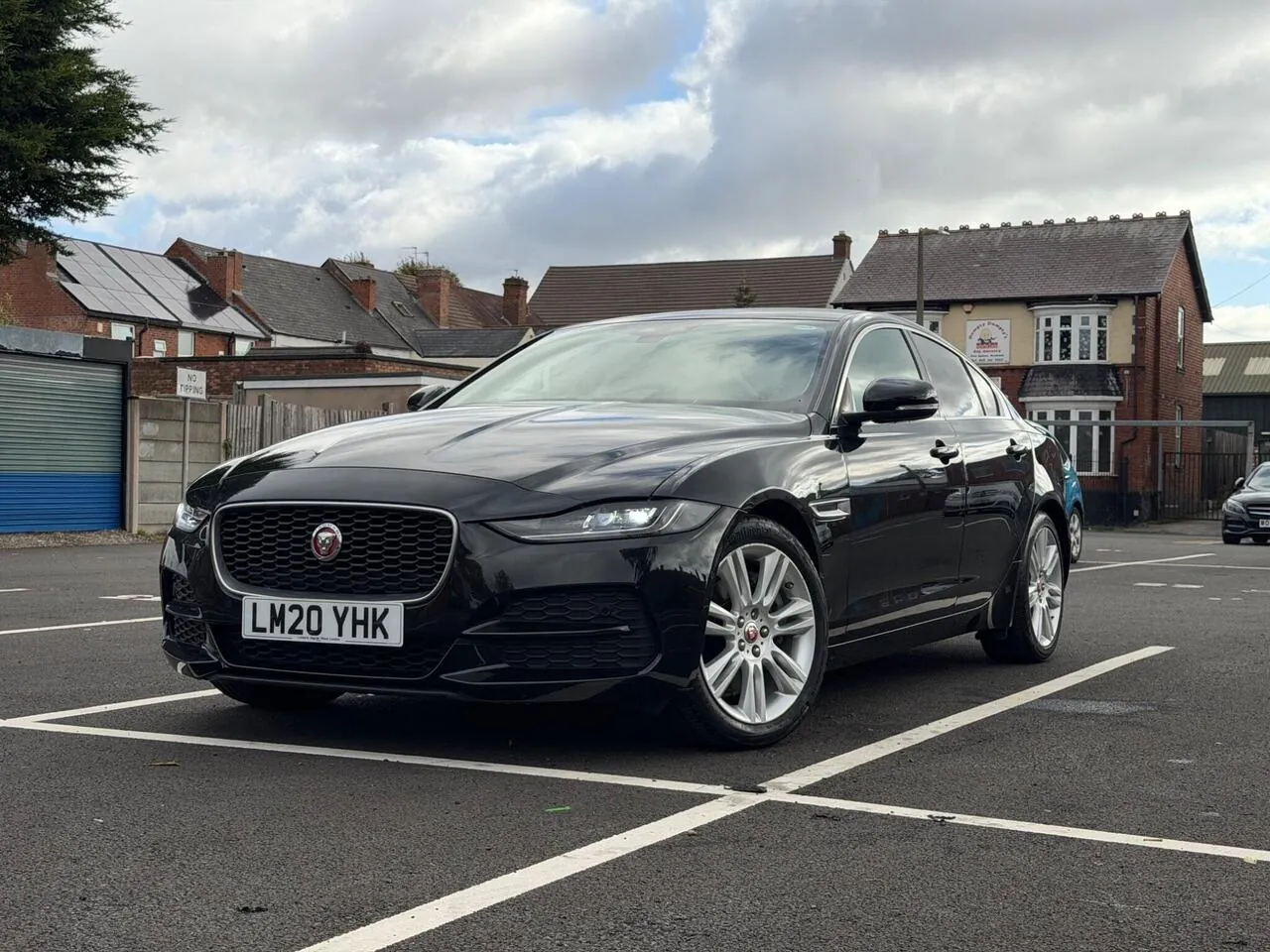 Jaguar Xe