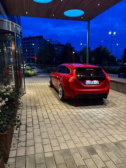 Volvo V60 2014 photo 5