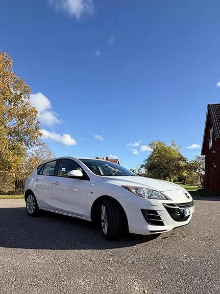 Mazda 3 2010 photo 2