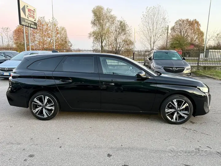 Peugeot 308 2022 photo 5
