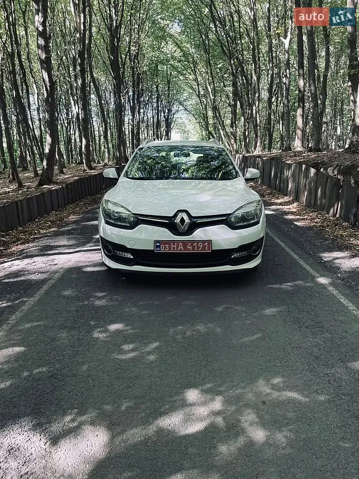 Renault Megane 2014 photo 2