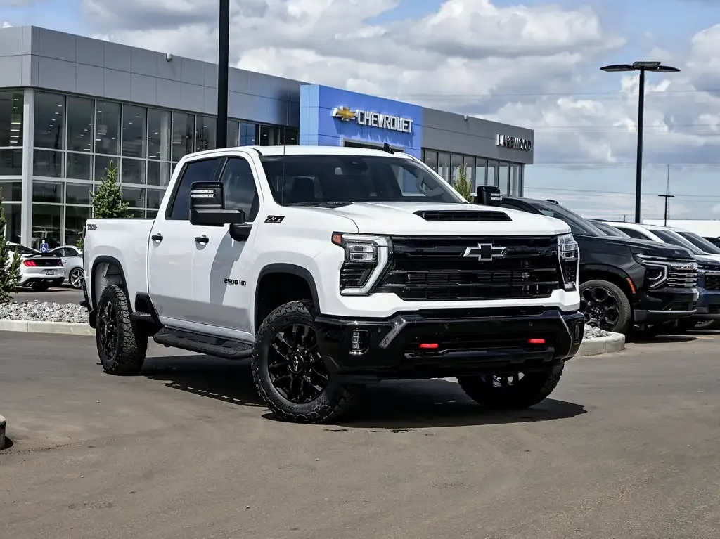 Chevrolet Silverado 2500 2026 photo 2