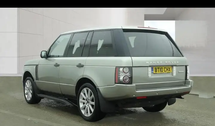 Land Rover Range Rover 2010 photo 3