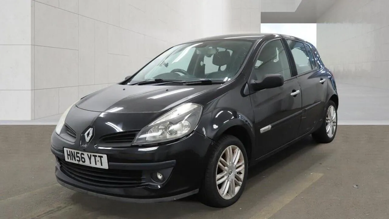Renault Clio 2007 photo 2