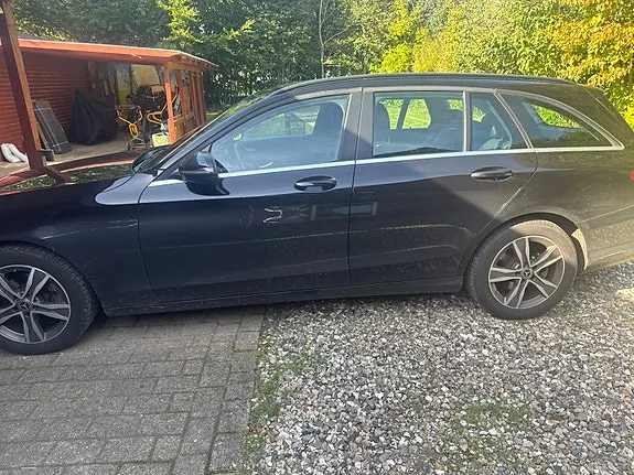 Mercedes-Benz C220 D 2016 photo 3