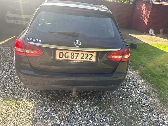 Mercedes-Benz C220 D 2016 photo 2