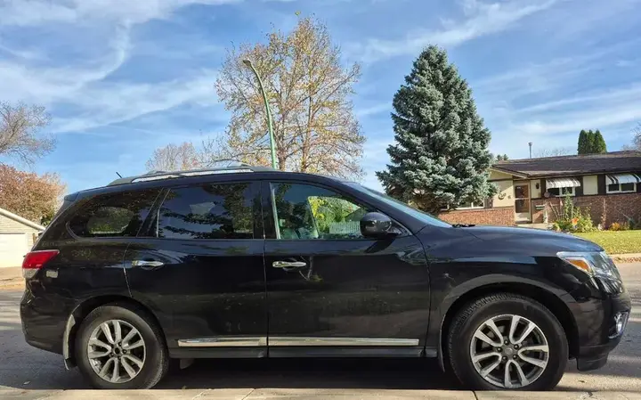 Nissan Pathfinder 2016 photo 2