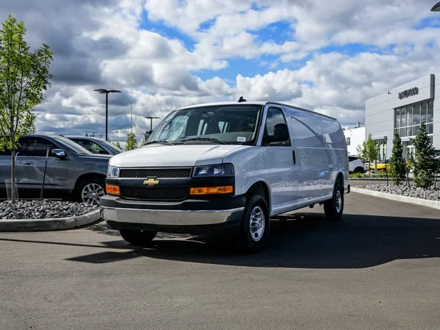 Chevrolet Express 2025 photo 4