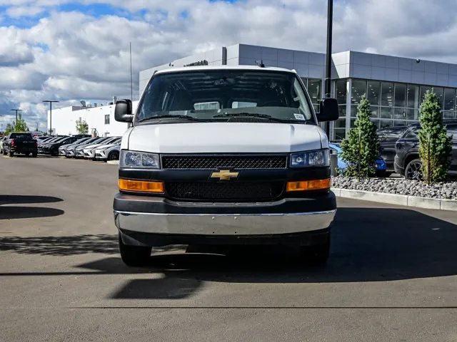 Chevrolet Express 2025 photo 3