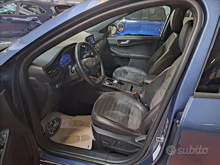 Ford Kuga 2022 photo 2
