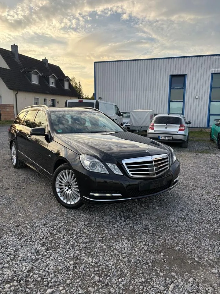 Mercedes-Benz E 250