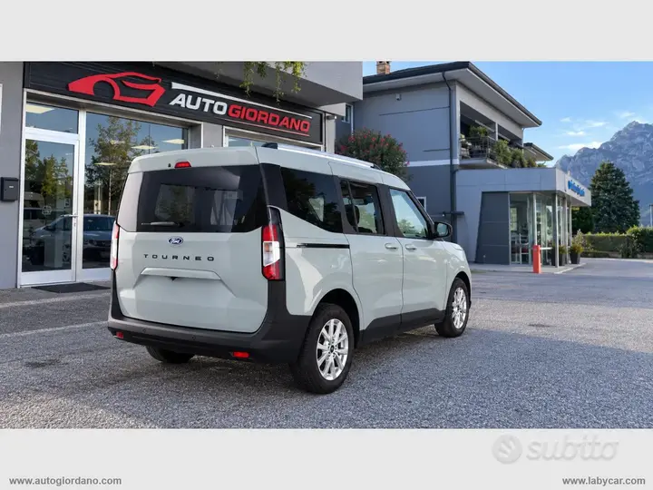 Ford Tourneo Courier 2024 photo 4
