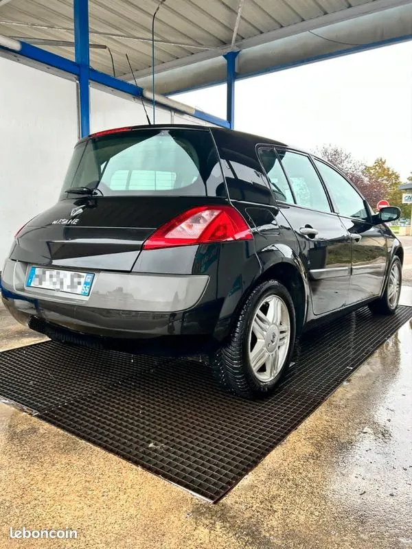 Renault Megane 2005 photo 2