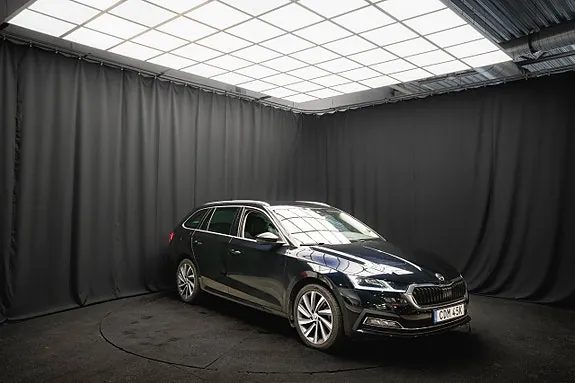 Skoda Octavia 2021 photo 5