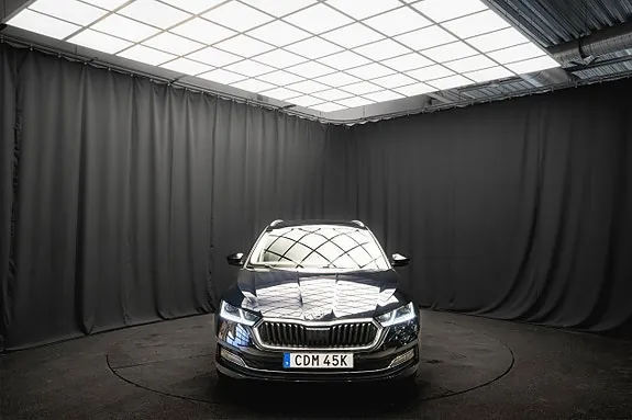 Skoda Octavia 2021 photo 4