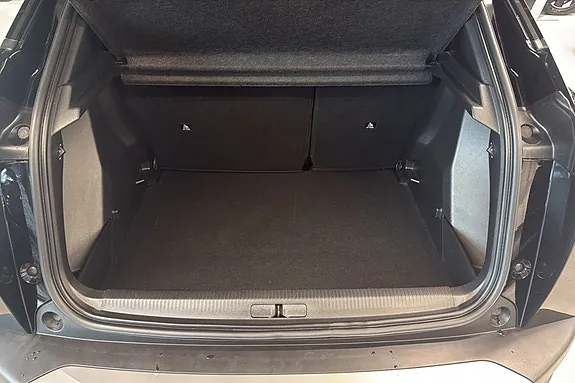 Peugeot E-2008 2025 photo 5