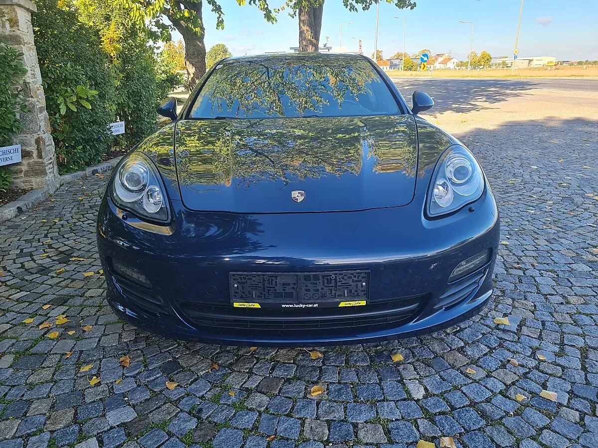 Porsche Panamera 2012 photo 3