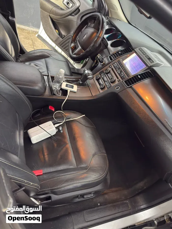 Ford Taurus 2011 photo 4