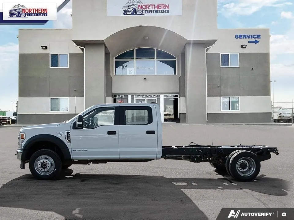 Ford F-550 2021 photo 3