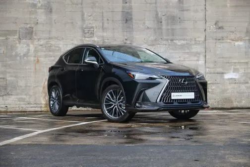 Lexus Nx 450H+