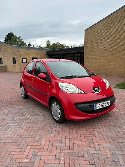 Peugeot 107 2006 photo 2