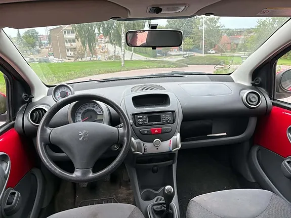 Peugeot 107 2006 photo 5