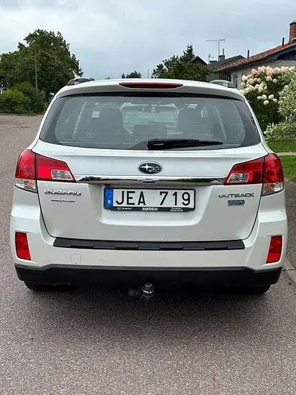 Subaru Outback 2013 photo 5