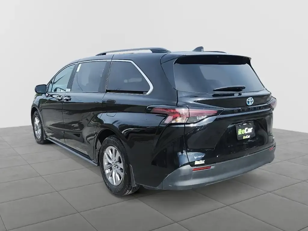 Toyota Sienna 2025 photo 4