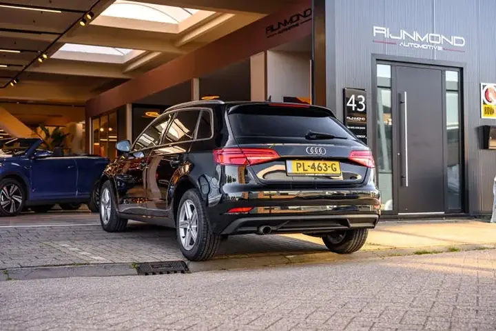 Audi A3 2017 photo 3