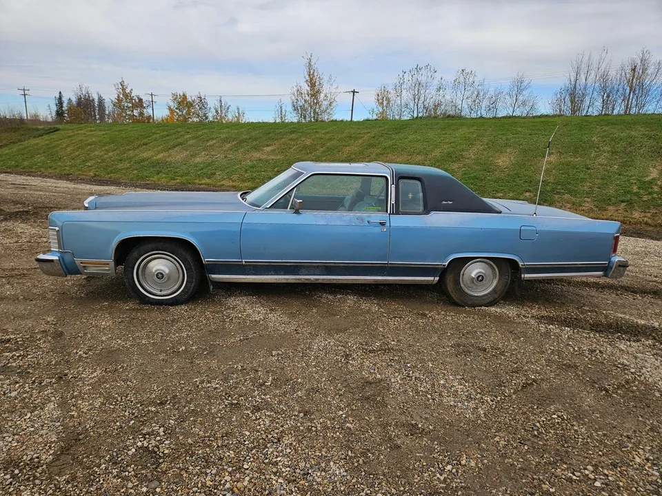 Lincoln Continental 1978 photo 5